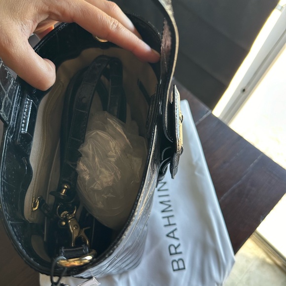 Black Veil Genuine Leather Brahmin Purse - Picture 9 of 13